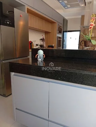 Imagem Casa com 3 dormitórios à venda, 280 m² por R$ 1.500.000,00 - Setor Afonso Pena - Itumbiara/GO
