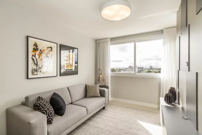Imagem Apartamento com 1 Quarto à Venda, 53 m² em Três Figueiras - Porto Alegre