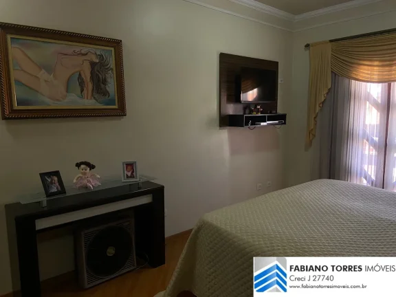 Imagem Sobrado no Bairro Campestre em Santo André com 3 suites e 5 vagas.