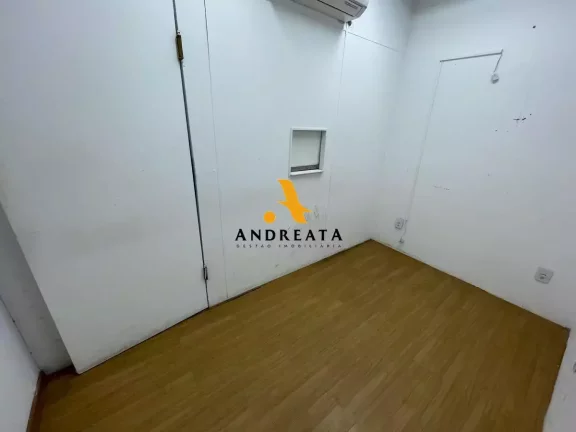 Imagem Loja frontal Av das Américas - Funcionava uma Petshop!!! Oportunidade!!! Recreio dos Bandeirantes