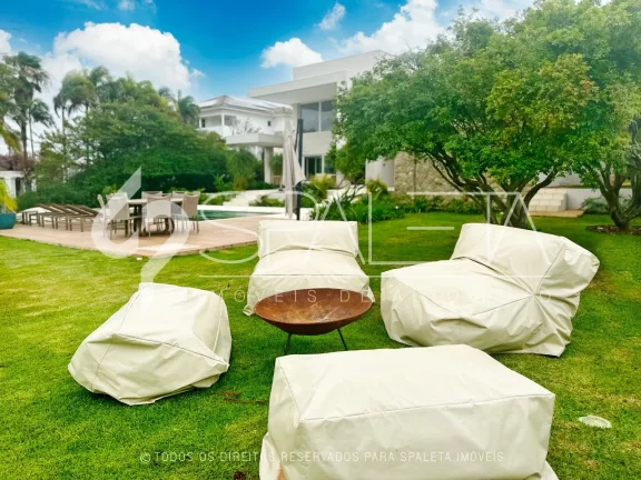 Imagem Casa de campo moderna, acabamento de alto nível, 5 suítes e vista para o lago à venda no Residencial Fazenda Alvorada em Porto Feliz
