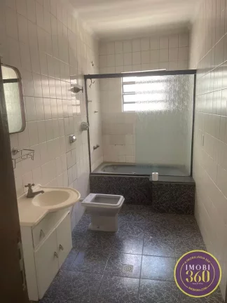 Imagem Sobrado com 03 quartos e suíte com 03 vagas no Jardim nossa Senhora do Carmo