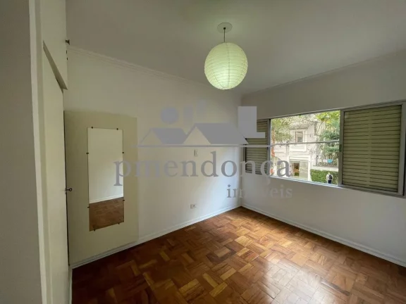 Imagem Apartamentos com living para 02 ambientes, 03 dormitórios com armários, banheiros com box, cozinha...