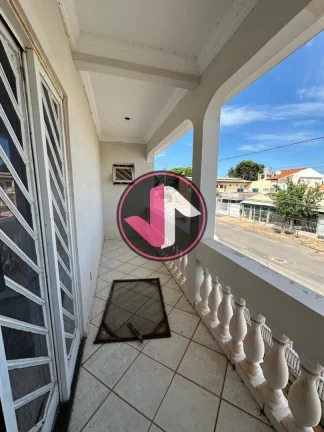 Imagem Aproveite a oportunidade de adquirir esta incrível casa localizada no bairro CPA I, em Cuiabá. Com...