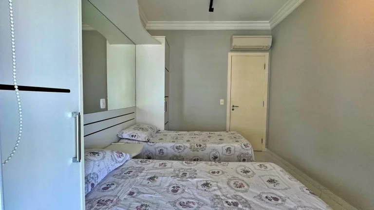 Imagem Apartamento com 3 dormitórios à venda, 113 m por R$ 3.900.000,00 - Riviera