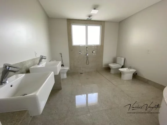 Imagem Frente ao Mar para Venda em Balneário Camboriú / SC no bairro Centro