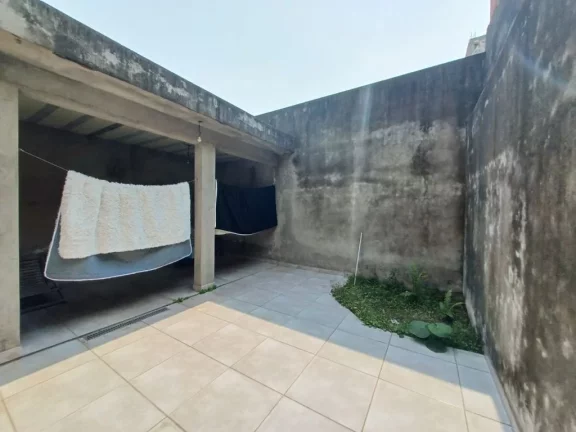 Imagem Sobrado com 3 dormitórios à venda, 200 m² por R$ 780.000,00 - Jardim Quaresmeira - Suzano/SP