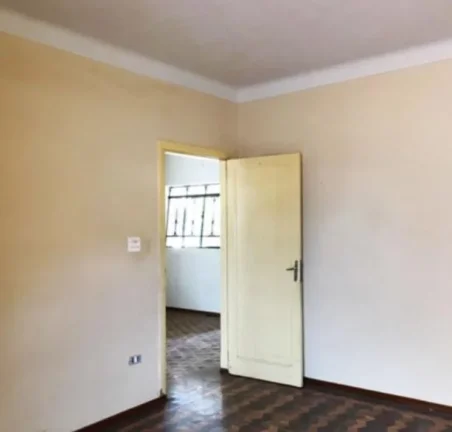 Imagem Casa no bairro Alto com 2 dormitórios, sala, banheiro social, cozinha 2 ambientes, lavanderia cober...