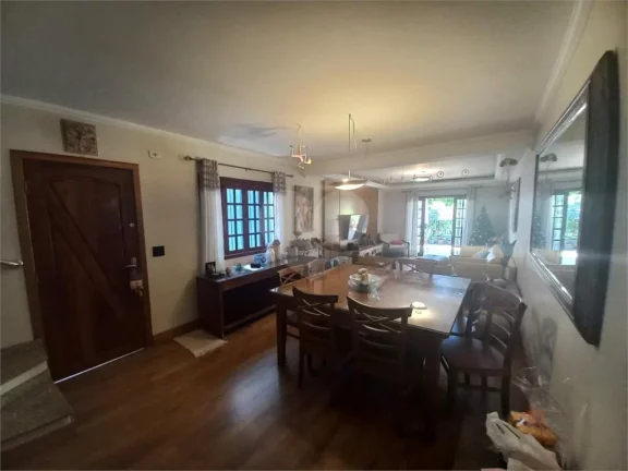 Imagem Casa à venda com 5 quartos, sendo 3 suítes, em Butantã, São Paulo - SP