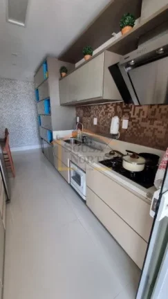 Imagem Apartamento com 134m², 3 dormitórios, sendo 3 suítes. Sala e varanda com piso nivelado, todo em p...