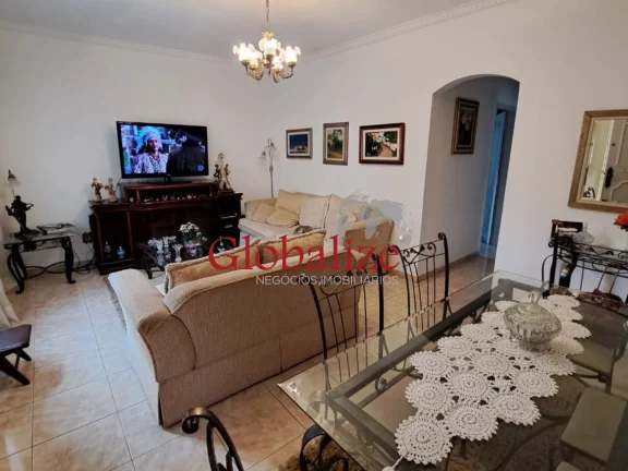 Imagem Casa á venda com edícula em ótima localização no bairro Embaré em Santos SP por R$ 1.330.000,00 !