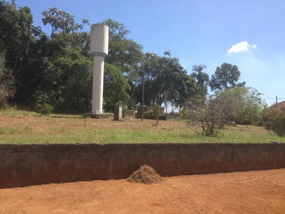 Imagem Sítio rural à venda, Jardim Nova Ipelândia, Suzano, 2000 metros da Rodovia Índio Tibiriçá.