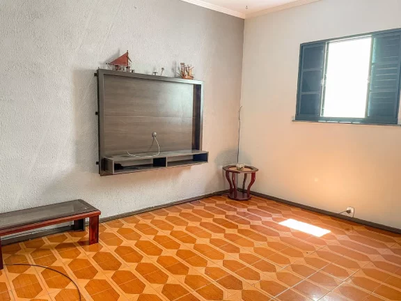 Imagem Casa com 2 dormitórios - venda por R$ 210.000,00 ou aluguel por R$ 1.205,45 - Porto Velho - São Gonçalo/RJ