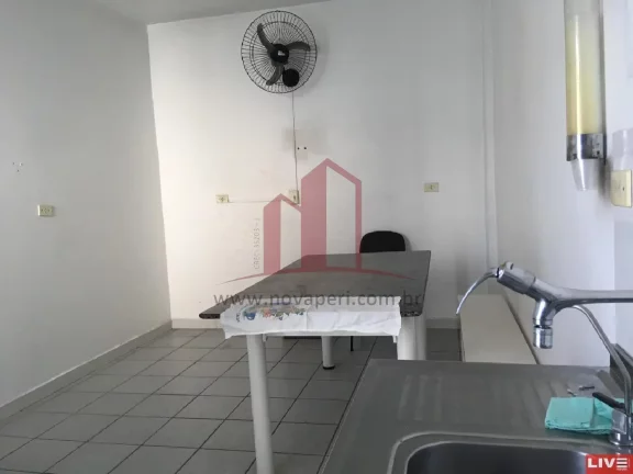 Imagem Galpão Comercial de 400m² para Venda ou Locação na Vila Bancária Munhoz, São Paulo-SP
