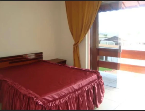 Imagem Casa para Venda em Itanhaém, Jardim das Palmeiras, 6 dormitórios, 2 suítes, 4 banheiros, 7 vagas