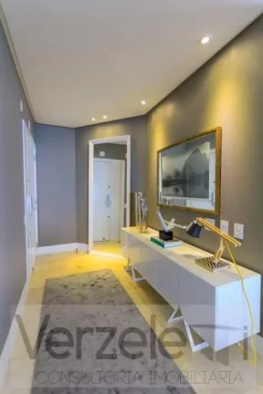 Imagem Frente ao Mar para Venda em Balneário Camboriú / SC no bairro Centro