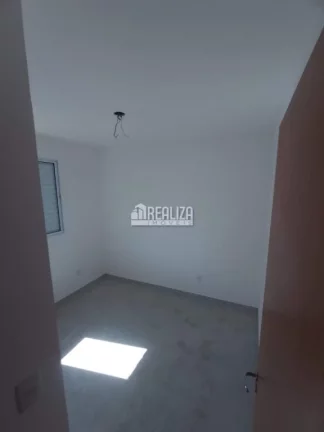 Imagem Apartamento à venda no Condomínio Residencial Veneza, no bairro Vila Arquelau, Uberaba - Oportunidade única!