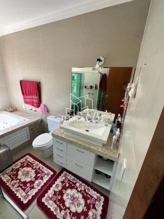 Imagem CASA EM CONDOMÍNIO COM MOVEIS PLANEJADOS E COM VISTA PARA "PEDRA GRANDE" EM ATIBAIA.