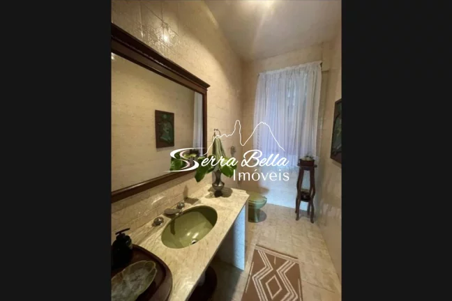 Imagem Casa com 6 dormitórios à venda, 374 m² por R$ 1.586.000,00 - Golfe - Teresópolis/RJ