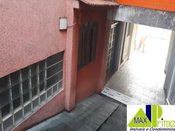 Imagem TERRENO COM 03 CASAS E 01 SALÃO COMERCIAL.