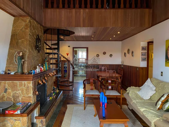 Imagem Apartamento à venda em Campos do Jordão - Com vista panorâmica
