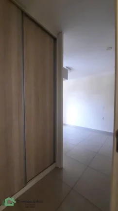 Imagem Apartamento com 3 Quartos e 2 banheiros à Venda, 94 m² por R$ 875.000