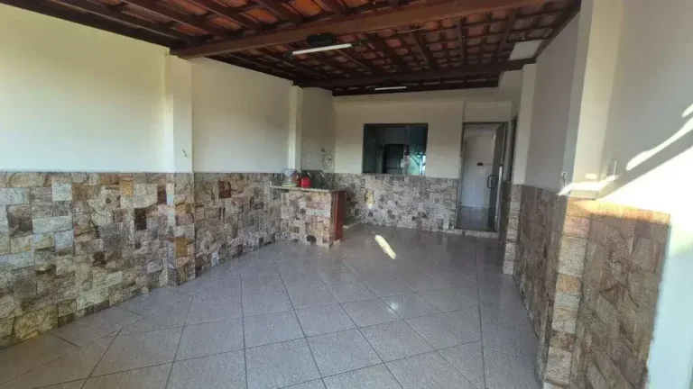 Imagem Ampla Casa no Grogoto – 4 Quartos, Suíte e Garagem