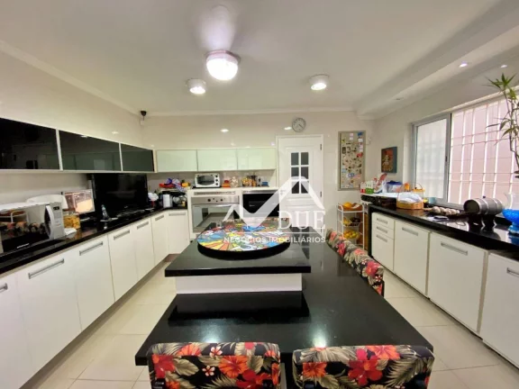 Imagem Casa com 4 dormitórios à venda, 218 m² por R$ 3.200.000 - Boqueirão - Santos/SP