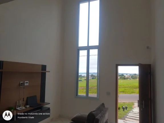 Imagem Casa a venda no Condomínio Riviera de Santa Cristina XIII - Paranapanema/SP.