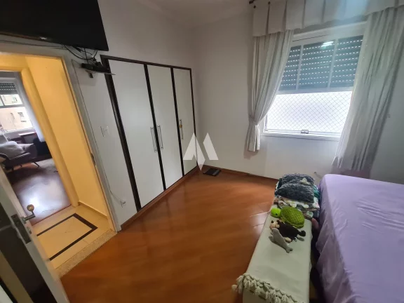 Imagem Apartamento na Segunda Quadra da Praia em Santos | 136m² | 3 Quartos | Elevador Privativo | Boqueirão