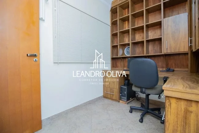 Imagem Sobrado à Venda – Mirandópolis • 179 m² • 3 dormitórios • 2 vagas
