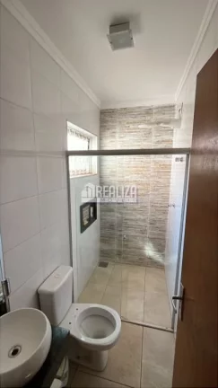 Imagem Casa padrão com 3 dormitórios e piscina climatizada no Parque das Américas