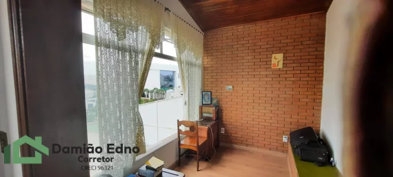 Imagem Casa residencial e comercial no Anhangabaú com 4 dormitórios,