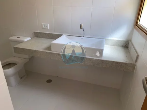 Imagem Imperdível! Residência duplex de luxo à venda em Ubatuba-SP, no bairro Saco da Ribeira: 3 quartos, 1 suíte, 2 salas, 3 banheiros e 3 vagas de garagem.