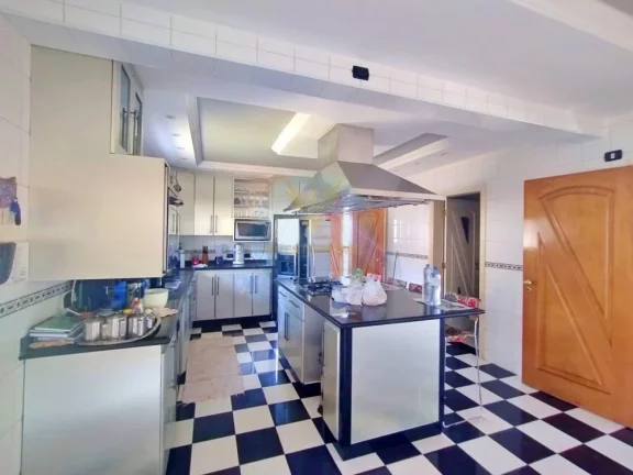 Imagem Casa em Condomínio a Venda no bairro Granja Viana - Cotia, SP