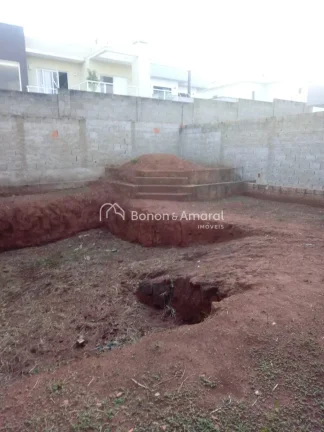 Imagem Descubra o conforto e a elegância de uma casa térrea de alto padrão, projetada para oferecer uma ...