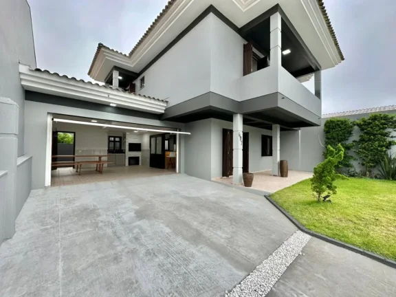 Imagem Casa 4 Dormitórios - Bairro Noiva do Mar