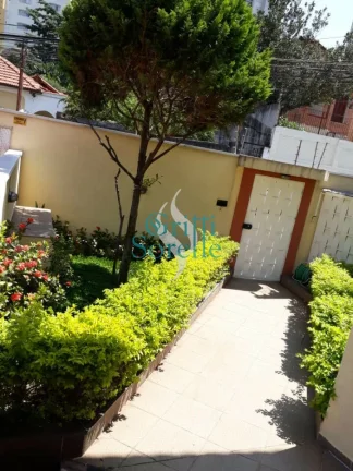 Imagem Sobrado Triplex à Venda em Condomínio no Bosque da Saúde - São Paulo/SP.