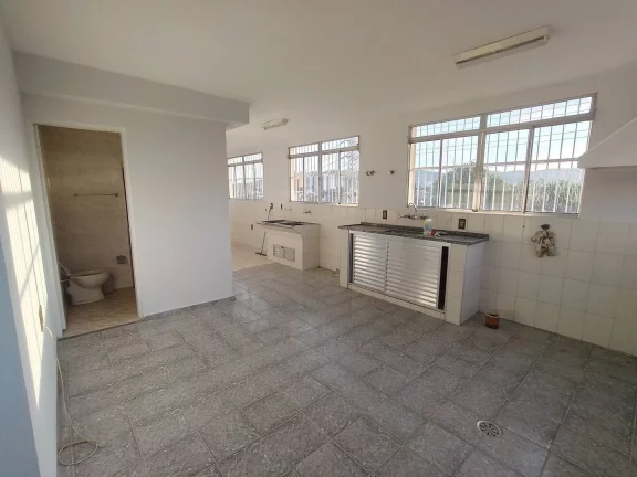 Imagem Casa Residencial - Anhangabaú - Locação - Excelente localização