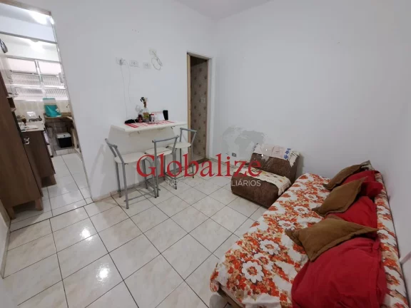 Imagem Apartamento à venda com 43m², 1 quarto, elevador, quadra da praia e garagem por R$320.000,00