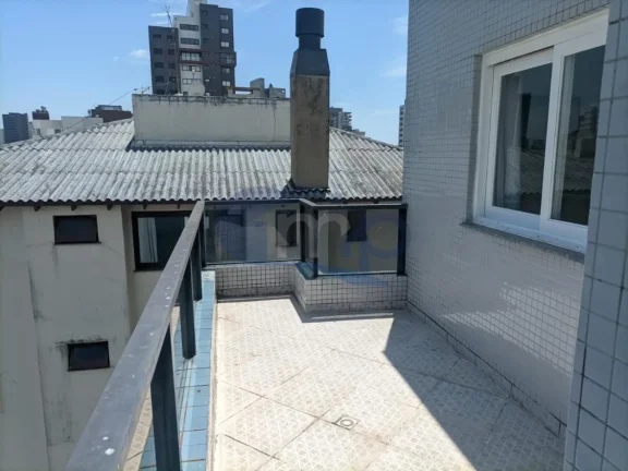 Imagem Apartamento á venda com 4 dormitórios no centro de Torres/RS