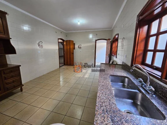 Imagem Casa com 6 dormitórios à venda, 376 m² por R$ 1.700.000,00 - Vila Esperia Ou Giglio - Atibaia/SP
