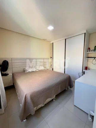 Imagem Casa à venda no bairro Km2 com 4 suítes, uma com closet, hidro, PETROLINA - PE