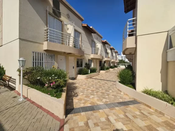 Imagem VENDO LINDO CASA EM CONDOMINIO FECHADO NO BAIRRO CAMPO GRANDE! (ZONA SUL)