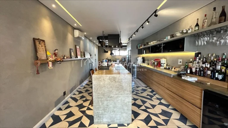 Imagem **Apartamento à Venda no Cambuí - 193m² | Reformado, Moderno, conceito integrado**.

- 193m², an...