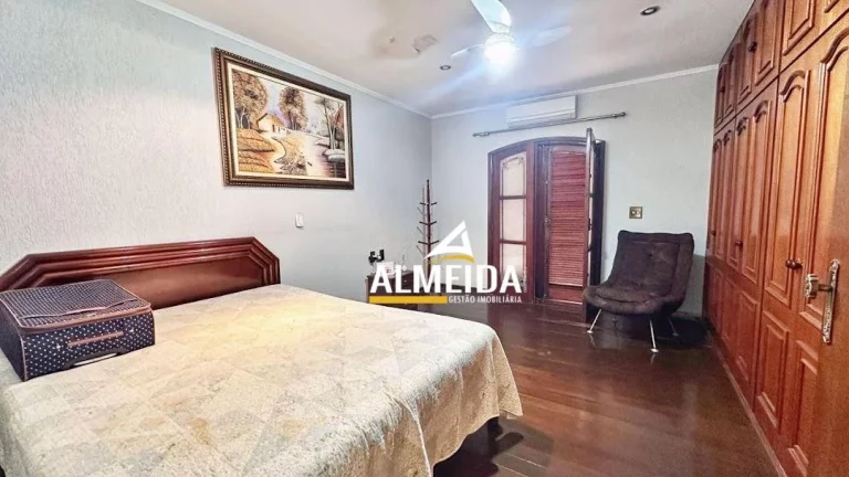 Imagem Casa com 3 dormitórios à venda, 393 m² por R$ 1.450.000,00 - Centro - Santa Gertrudes/SP