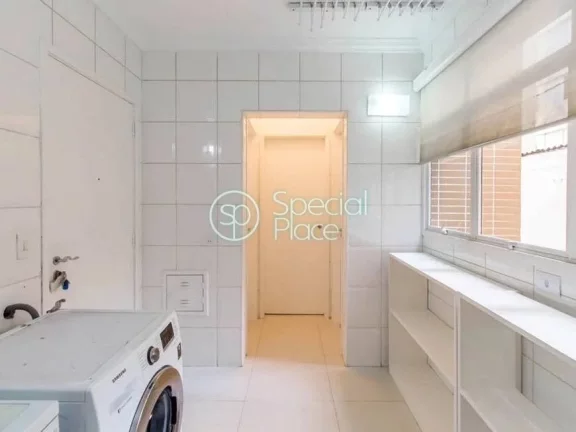 Imagem Apartamento bem amplo com muita luz natural, 220 metros, amplo living com lareira , jardim suspenso,...