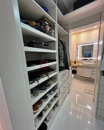 Imagem Excelente casa linear de 2 quartos no bairro Caravelas em Búzios