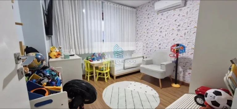 Imagem Imperdível: Apartamento de Luxo à Venda em Icaraí, Niterói-RJ! 4 Quartos, 2 Suítes, 189m² - Agende sua Visita!