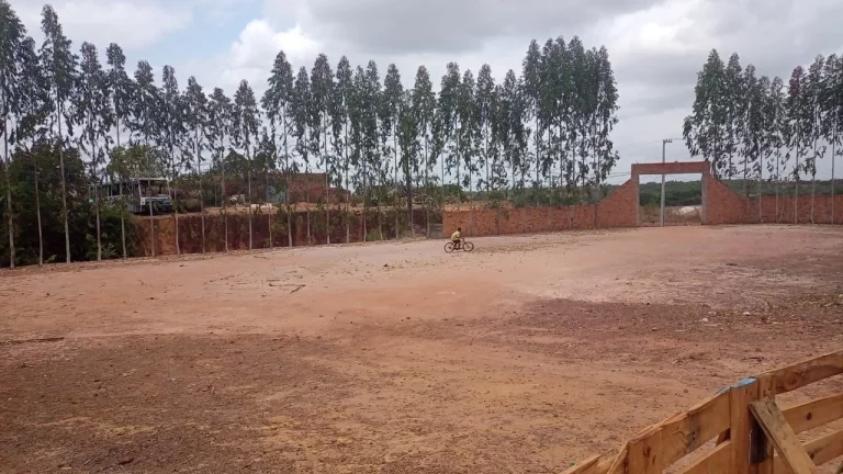 Area na Vila Maranhao proximo ao posto magnolia com 18.947metros